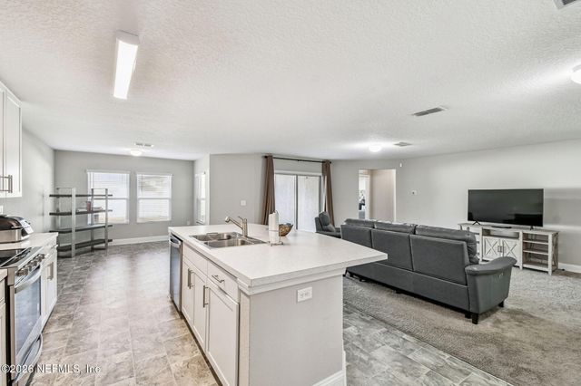 1723 BOSTON COMMONS Way, Jacksonville, FL 32221