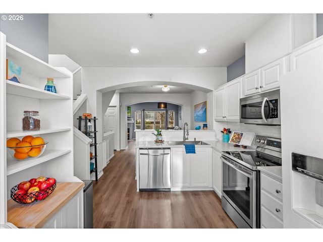 16090 Sw AUDUBON St 103, Beaverton, OR 97003