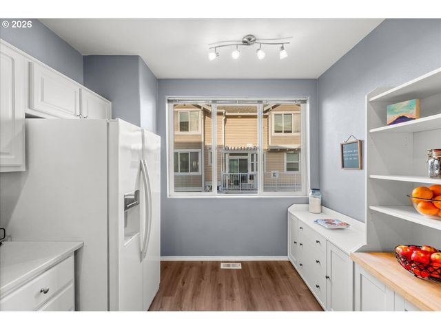 16090 Sw AUDUBON St 103, Beaverton, OR 97003