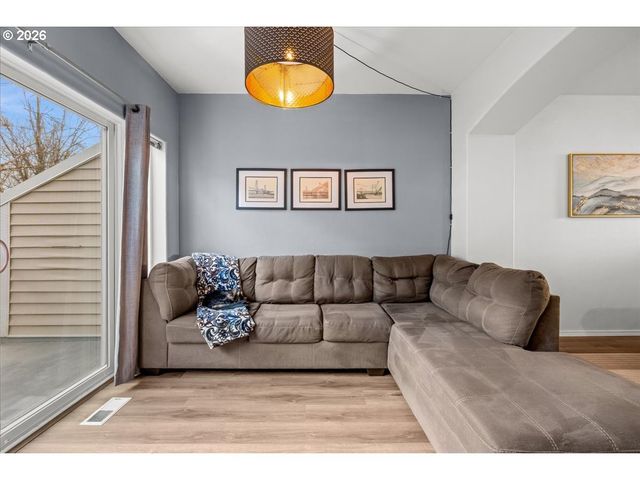 16090 Sw AUDUBON St 103, Beaverton, OR 97003