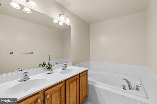 6478 CORNWALL DR #26, Eldersburg, MD 21784