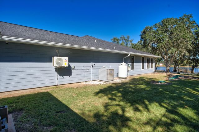 6418 County Road 659, Brazoria, TX 77422