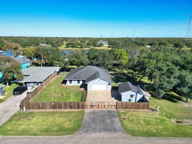 6418 County Road 659, Brazoria, TX 77422