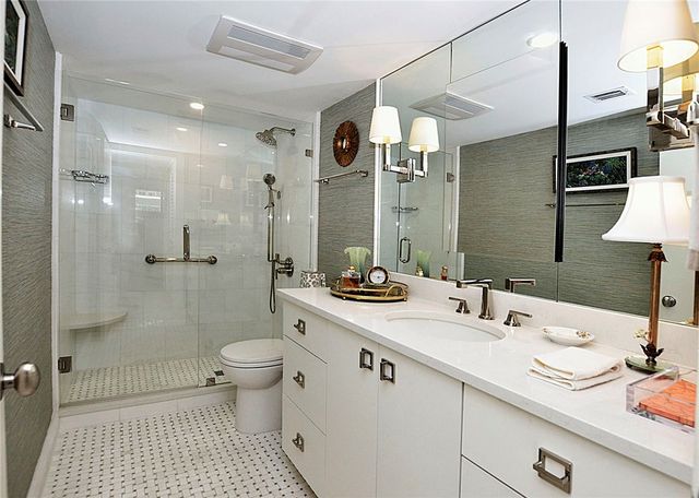 1616 Ocean Drive 103, Vero Beach, FL 32963