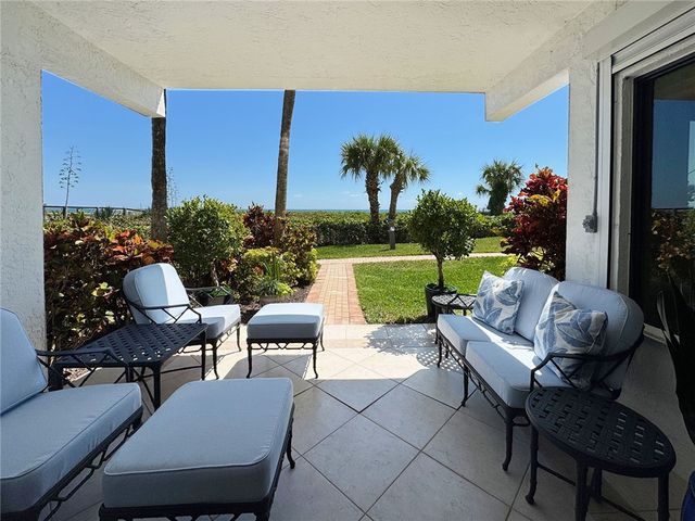 1616 Ocean Drive 103, Vero Beach, FL 32963