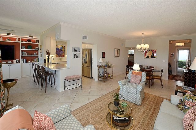 1616 Ocean Drive 103, Vero Beach, FL 32963