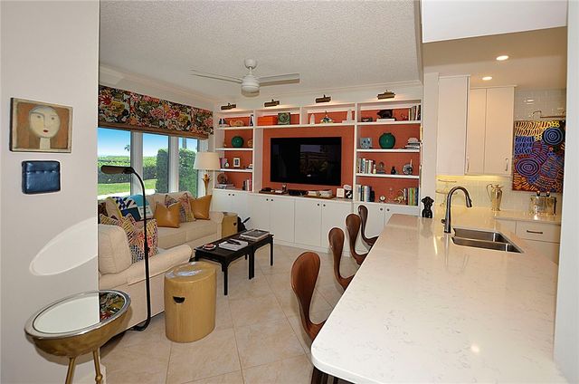 1616 Ocean Drive 103, Vero Beach, FL 32963