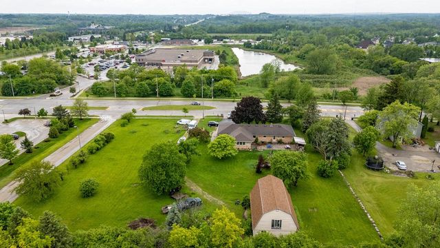6980 S 51st STREET, Franklin, WI 53132