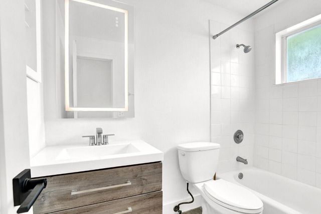 1511 NE 32nd Court, Pompano Beach, FL 33064