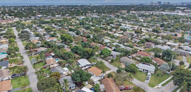 1511 NE 32nd Court, Pompano Beach, FL 33064