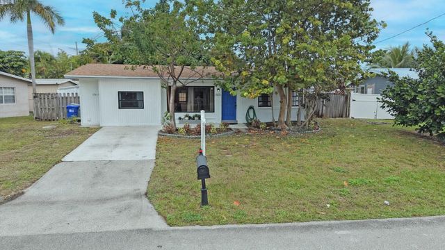 1511 NE 32nd Court, Pompano Beach, FL 33064