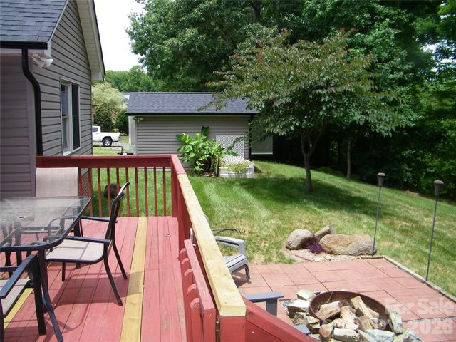 609 Redah Avenue, Locust, NC 28097