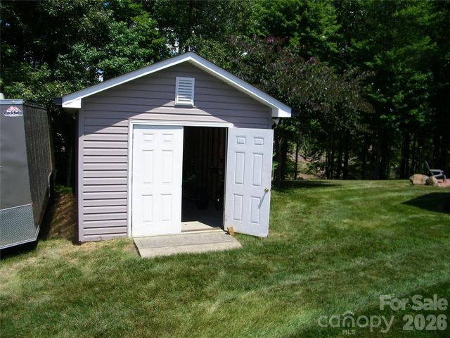 609 Redah Avenue, Locust, NC 28097