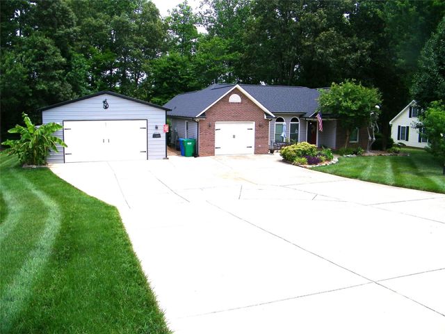 609 Redah Avenue, Locust, NC 28097