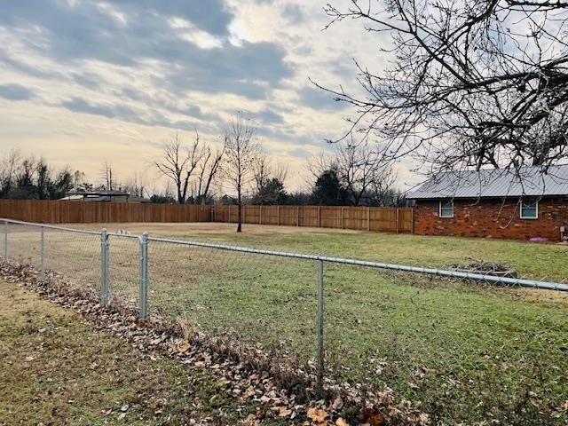 410 Sky Lane, Tuttle, OK 73089