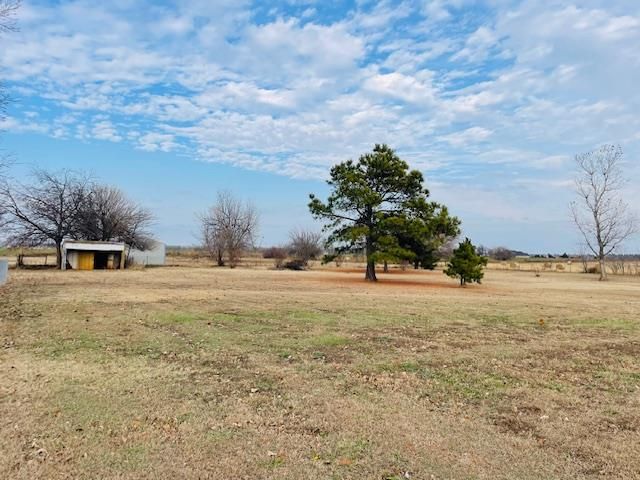 410 Sky Lane, Tuttle, OK 73089