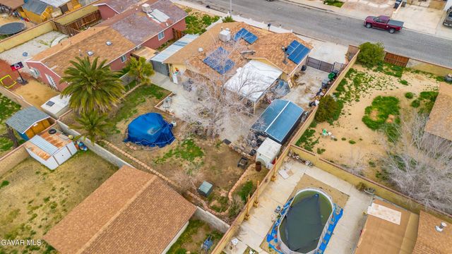 44213 Fenhold Street, Lancaster, CA 93535
