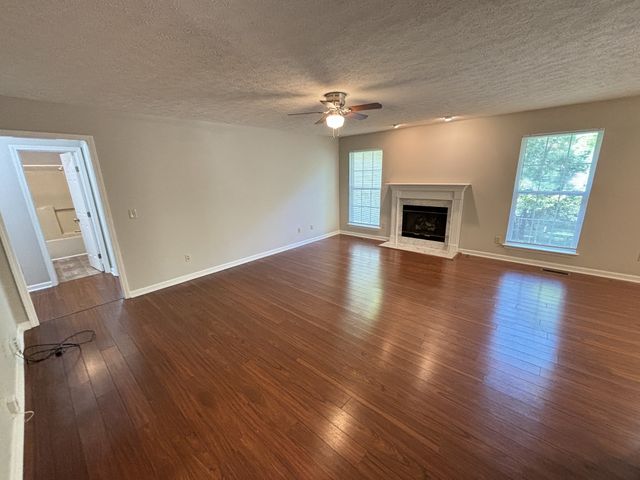 109 Redbud Dr, Hendersonville, TN 37075