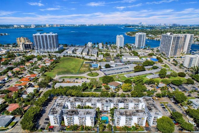 1801 S Treasure Dr 426, North Bay Village, FL 33141