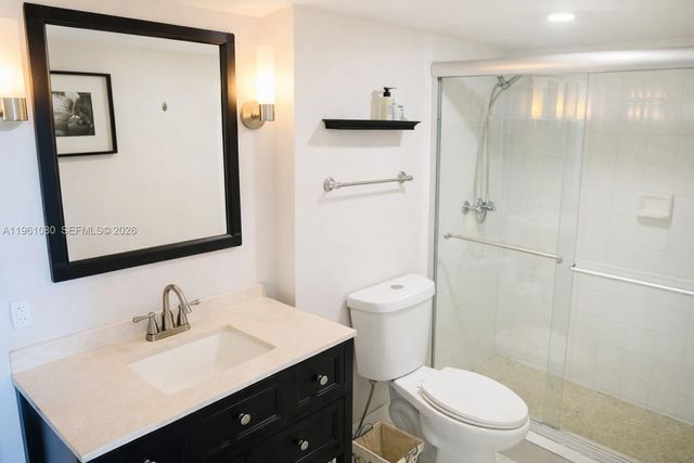 1801 S Treasure Dr 426, North Bay Village, FL 33141