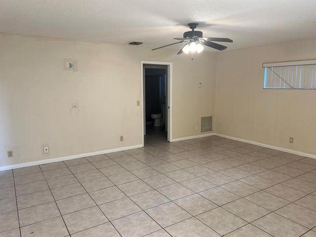 23 Crossings Circle E, Boynton Beach, FL 33435