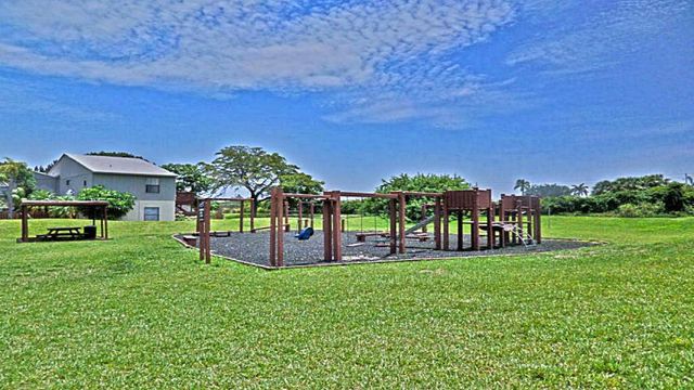 23 Crossings Circle E, Boynton Beach, FL 33435