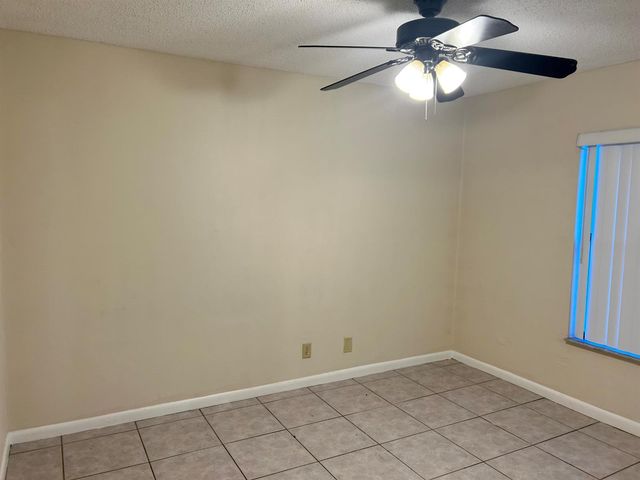 23 Crossings Circle E, Boynton Beach, FL 33435