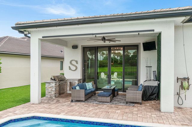 8331 Grand Prix Lane, Boynton Beach, FL 33472