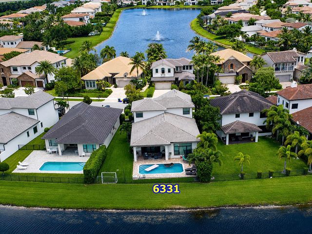 8331 Grand Prix Lane, Boynton Beach, FL 33472