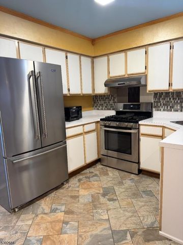 176 Nebula Rd, Piscataway Twp., NJ 08854