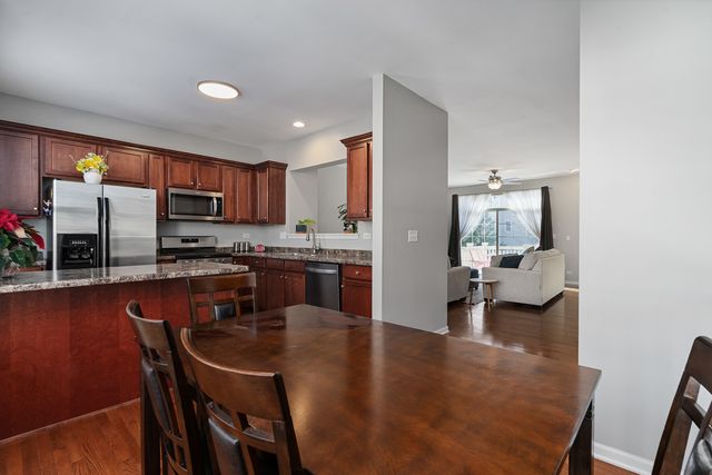 3460 Bradbury Circle, Aurora, IL 60504