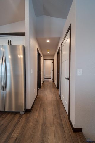 619 BULL RUN DR, Box Elder, SD 57719