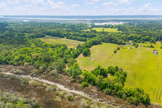 2571 Bryans Dairy Road, Johns Island, SC 29455