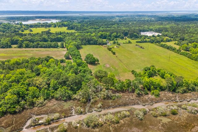 2571 Bryans Dairy Road, Johns Island, SC 29455