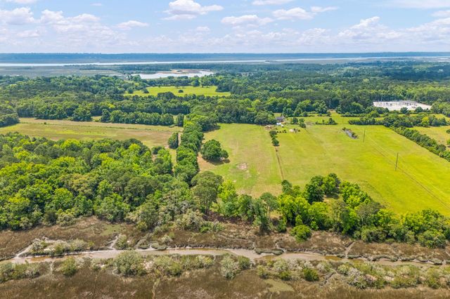 2571 Bryans Dairy Road, Johns Island, SC 29455