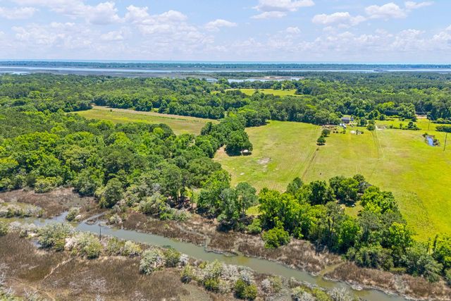2571 Bryans Dairy Road, Johns Island, SC 29455