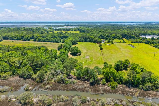 2571 Bryans Dairy Road, Johns Island, SC 29455