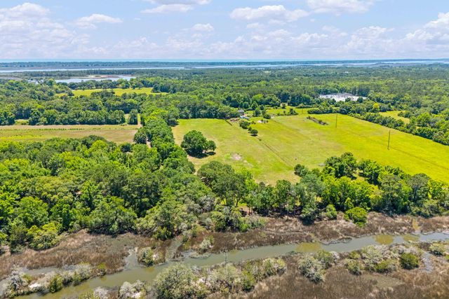 2571 Bryans Dairy Road, Johns Island, SC 29455