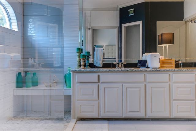 5006 Cedar Springs Road C, Dallas, TX 75235