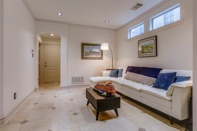 5006 Cedar Springs Road C, Dallas, TX 75235