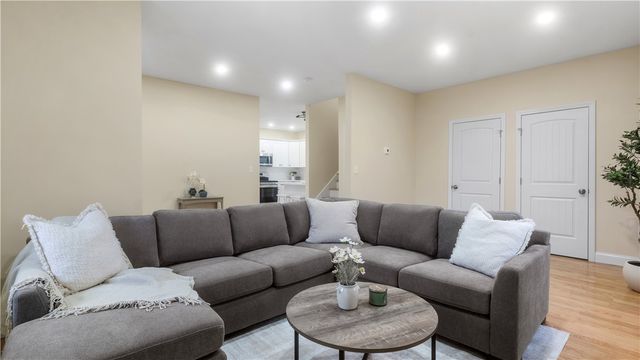 102 Ames Street, Pawtucket, RI 02861