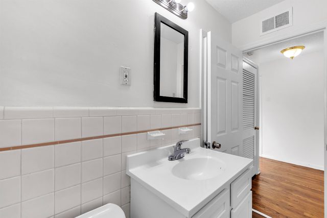 3002 ROBBIEDON ST, Memphis, TN 38128