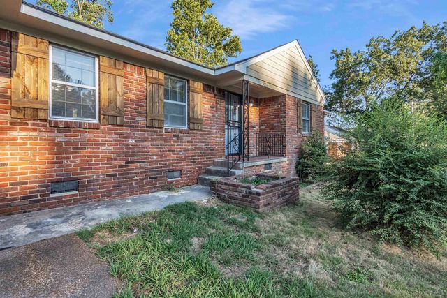 3002 ROBBIEDON ST, Memphis, TN 38128