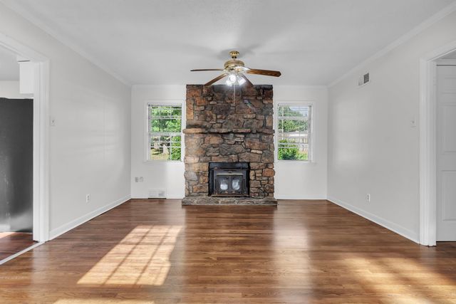 3002 ROBBIEDON ST, Memphis, TN 38128