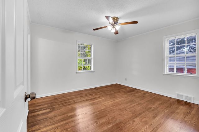 3002 ROBBIEDON ST, Memphis, TN 38128