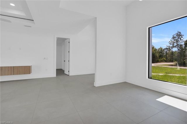 3314 10th ST W, Lehigh Acres, FL 33971