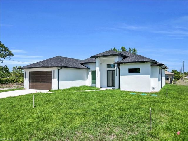 3314 10th ST W, Lehigh Acres, FL 33971