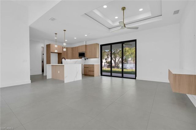 3314 10th ST W, Lehigh Acres, FL 33971