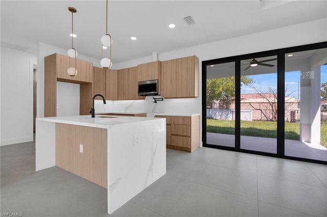 3314 10th ST W, Lehigh Acres, FL 33971