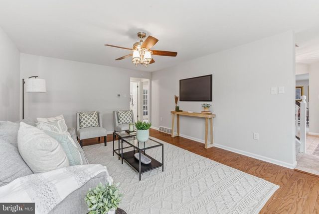 706 HICKORY CT, Monroeville, NJ 08343